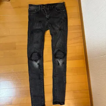 mnml 블랙 스키니 데님 28