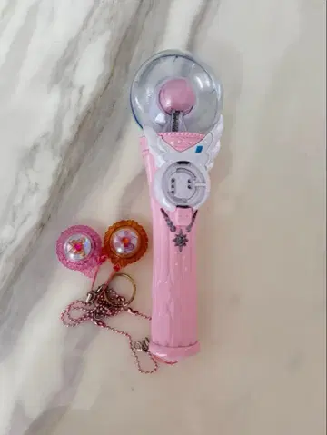 프리큐어 라이트 부착 완구