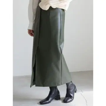 select MOCA 인조 가죽 타이트 하이웨스트 스커트 카키