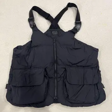 스노우피크 블랙 베스트 유나이티드 애로우즈