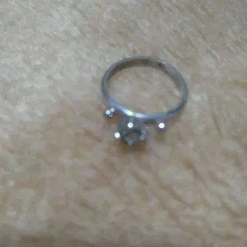 크리스탈 솔리테어 반지