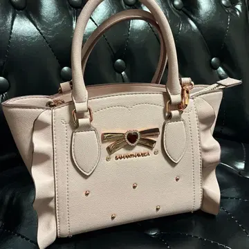 사만다 베가 플러터 스몰