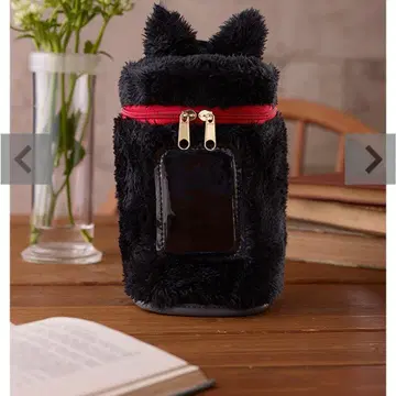 넨도로이드돌 외출 파우치 쿠로네코