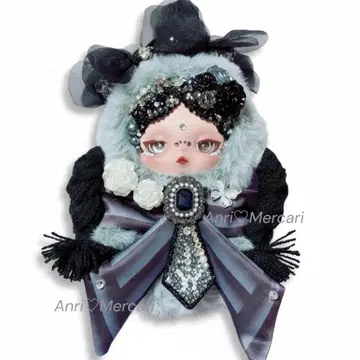 [ 당일 발송 ] 스컬 팬더 x Wednesday 스와로브스키