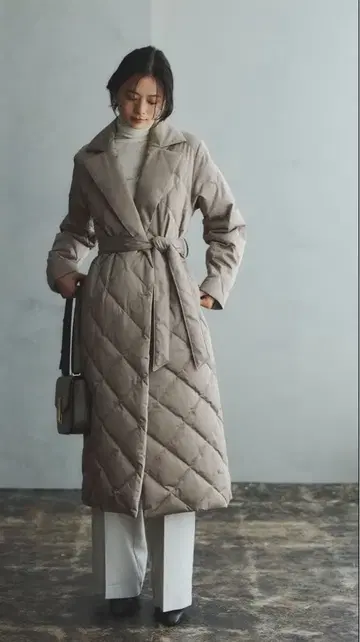 [ 새상품 ] anuans x TAION 다운 자켓