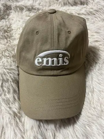 emis 베이지 캡