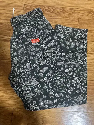 Cookman 블랙 페이즐리 패턴 셰프 팬츠