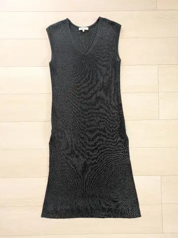 EPOCA 에포카 V넥 리브 니트 롱 원피스 40 블랙 계열