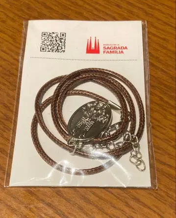 사그라다 파밀리아 목걸이와 메달 세트