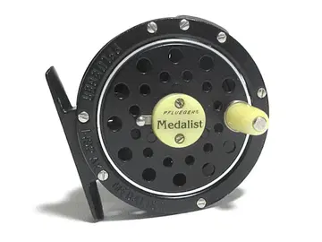 플라이 릴 플루거 메달리스트 1492