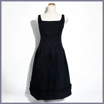 슬리브리스 플레어 원피스 MANOUQUA 프릴 블랙 실크 M