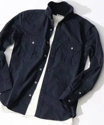 [ ABAHOUSE ] 새상품급 네이비 버튼 달린 긴팔 셔츠