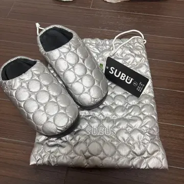 SUBU 실버 퀼팅 슬리퍼 수납 봉투 포함