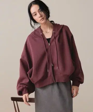 LOWRYS FARM 로리즈팜 집 숏 후디