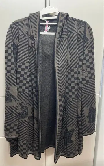 이타리야 애니멀 무늬 기하학 패턴 니트 가디건 울 캐시미어