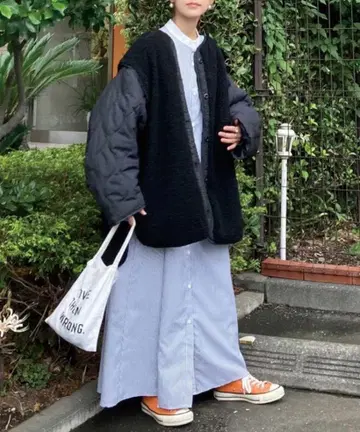 CORNERS by KR 블랙 퀼팅 자켓