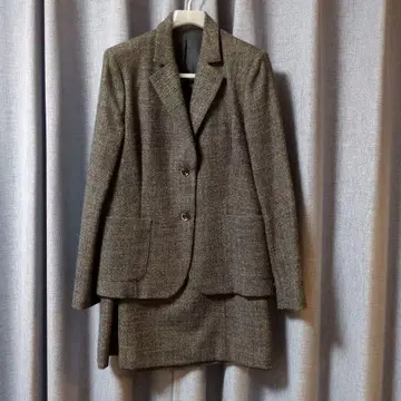 울 100% 그레이 계열 스커트 수트 TB1570