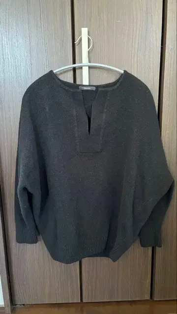 저널 스탠다드 키넥 울 혼방 긴팔 니트 블랙