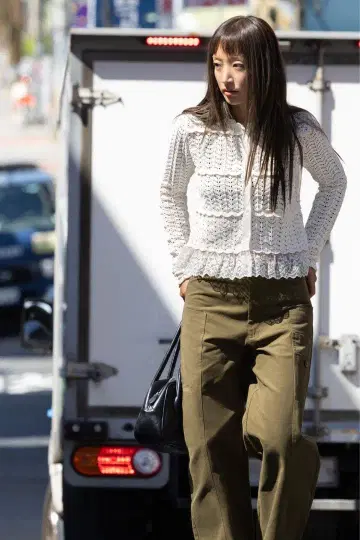 [ 할인 가능 ] ZARA 로맨틱 셔닐 자켓 가디건 S