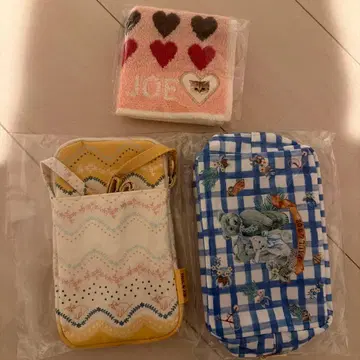 폴앤조 Paul & JOE 어드벤트 달력 파우치 타월