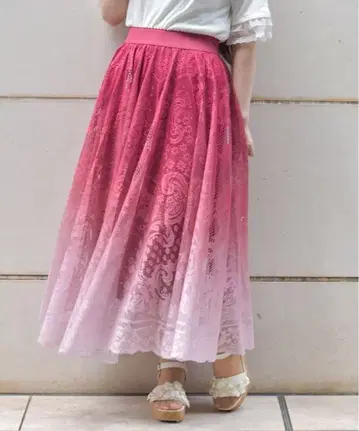 엑시즈팜 그라데 레이스 서큘러 스커트 빨간색