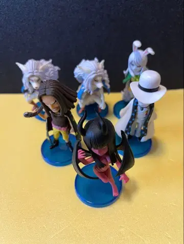 원피스 월드 컬렉션 피규어 오니가시마