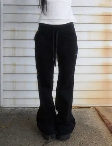 zelena tams 루즈 부츠컷