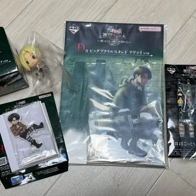 진격의 거인 리바이 일괄 D상 제일복권 아크릴 스탠드 시크릿 I상 키링