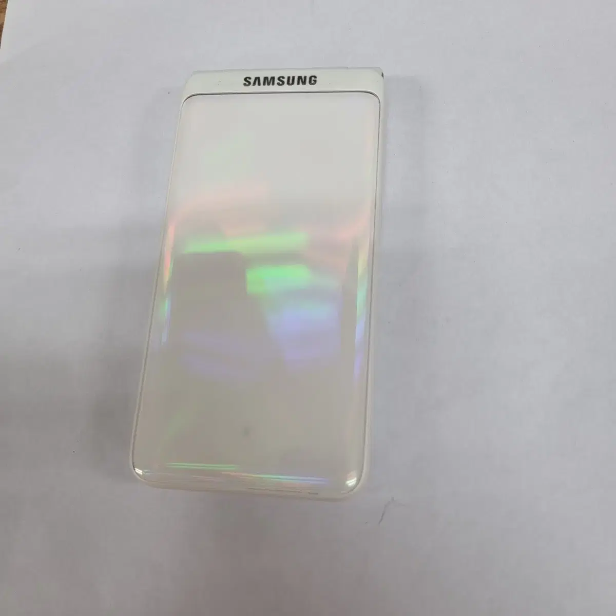 203907 갤럭시폴더2 화이트 KT 무잔상 중고폰 공신폰 공부폰 학생폰