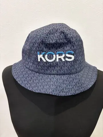 새상품급 KORS 네이비 버킷 햇 마이클코어스 모자 로고