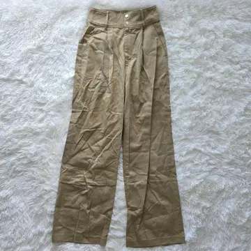 에모다 캐주얼 팬츠 면 100 M 사이즈 턱입 하이웨스트 베이지