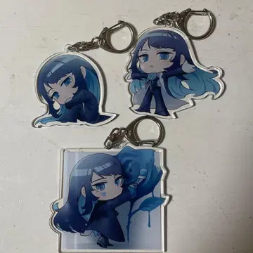 ado 모나리자의 옆얼굴 아크릴 키링