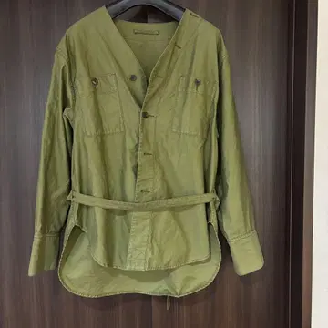 [ 새상품급 ] 맥피 올리브 그린 벨트 셔츠 자켓 투모로우랜드