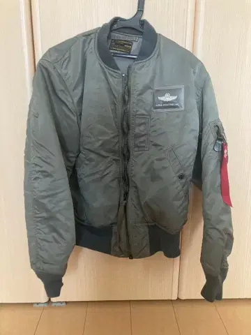 ALPHA INDUSTRIES MA-1 플라이트 자켓