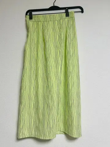 라임 그린 스트라이프 타이트 스커트 미카레미카레 MICALLE