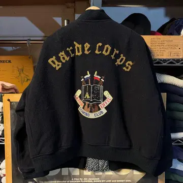 KETTY 케티 짧은 기장 리버서블 블루종 블랙 두툼한 자수 도트