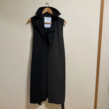 Elura 블랙 슬리브리스 롱 베스트