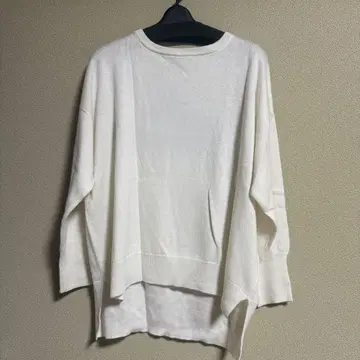 새상품 미사용 Aga 니트 스웨터