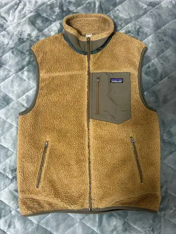 파타고니아 레트로 베스트 코요테 mars 보아