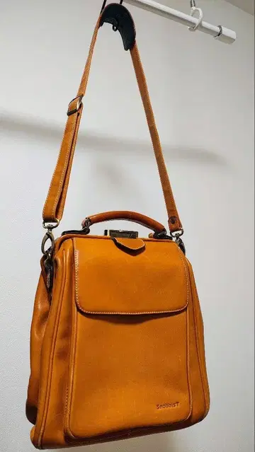 500엔 가격 인하! SnobbisT 가죽 숄더백 브라운 가죽 더치백