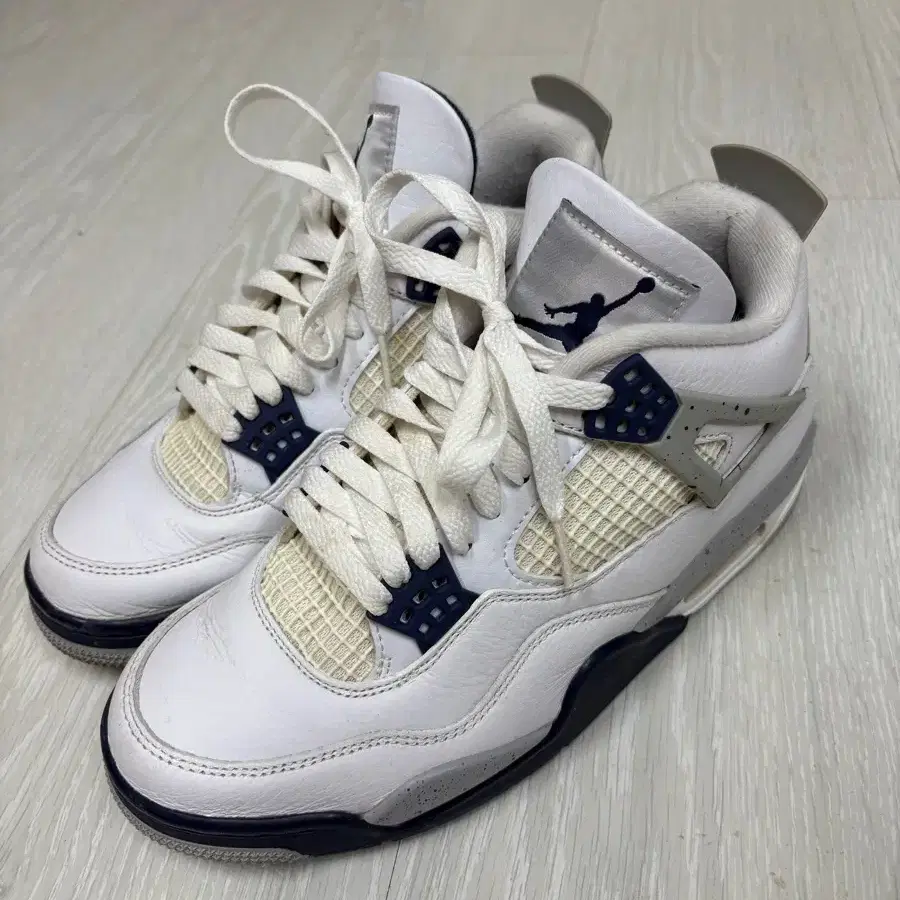 【新品】 Nike Air Jordan 3レトロ \"Black Cement\" JORDAN | 조던 Jordan 4 Taupe Haze 270 on Bunjang Global Site.