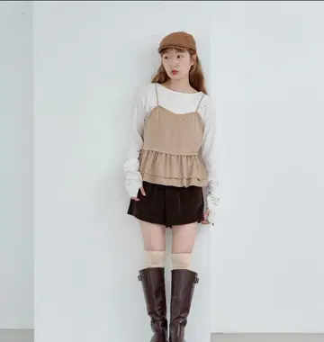 스웨이드 페플럼 뷔스티에