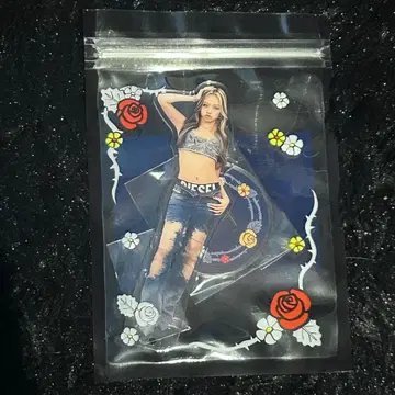 아크릴 스탠드 yuri