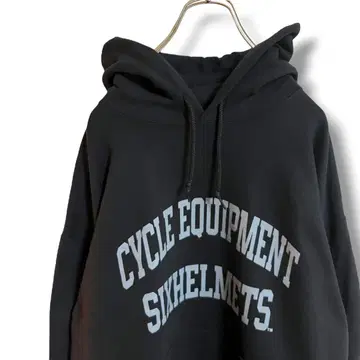 Sixhelmets Cycle Equip 후드티 야마다 렌 오모시