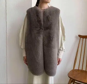 CAPRICIEUX LEMAGE 에코 퍼 리버시블 베스트