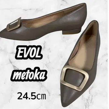 새상품 EVOL 이볼 골드 버클 포인티드 토 펌프스