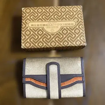 SHISEIDO 접이식 지갑 베이지