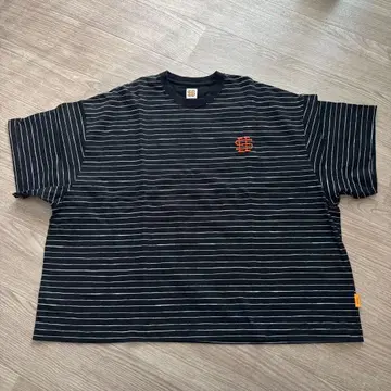 SEESEE 오버 사이즈 T셔츠 보더