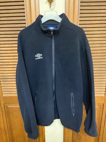 [별주] UMBRO x DOORS FLEECE JACKET