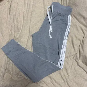 Calvin Klein 저지 XS 사이즈